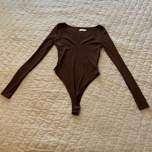 Malene V-Neck Ribbed Long Sleeve Bodysuit Mauve